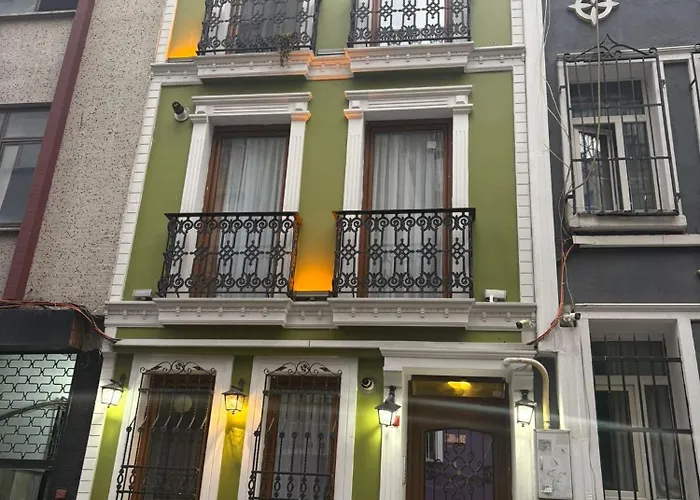 Taksim Otto מלון דירות